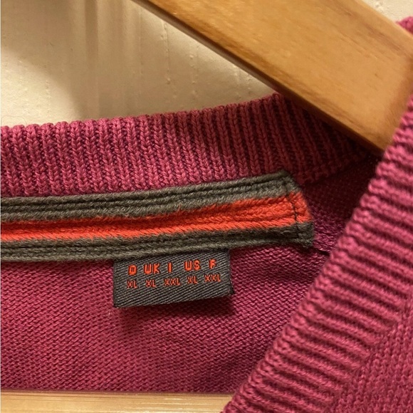 Esprit Men’s BURGANDY V-Neck Sweater Sz XL EUC! - Picture 4 of 15